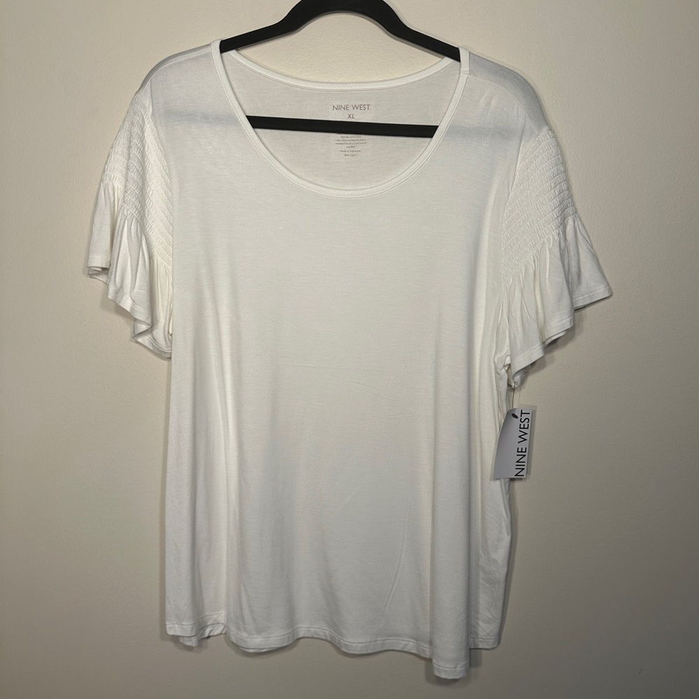 Nine West Classic White Short Sleeve Top